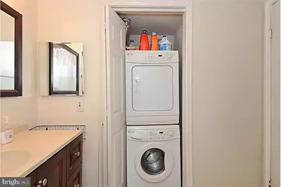 3305 Wyndham Circle #252, Alexandria, VA 22302 - Photo 20