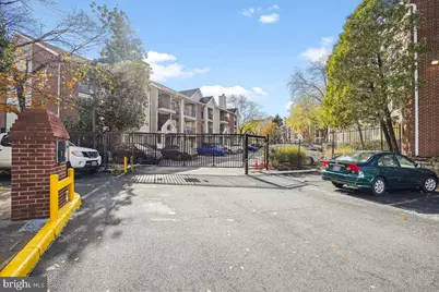 3305 Wyndham Circle #252, Alexandria, VA 22302 - Photo 2