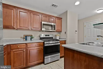 5105 Donovan Drive, Alexandria, VA 22304 - Photo 12