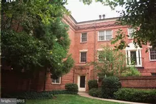 1111 N Pitt St, Alexandria, VA 22314 - Photo 1