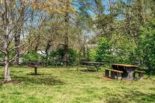 124 Roberts Ln, Alexandria, VA 22314 - Photo 16