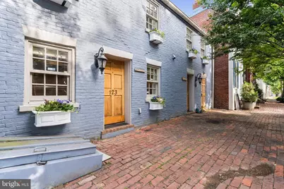 123 S Fayette Street, Alexandria, VA 22314 - Photo 1