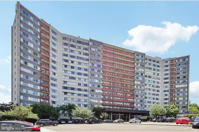 5340 Holmes Run Parkway #911, Alexandria, VA 22304 - Photo 1