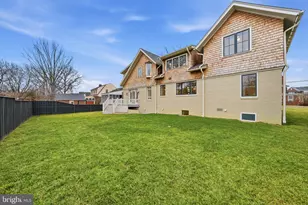 605 Hilltop Terrace, Alexandria, VA 22301 - Photo 54