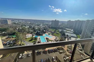 205 Yoakum Pkwy, Alexandria, VA 22304 - Photo 4