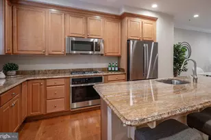 420 Cook St, Alexandria, VA 22314 - Photo 12