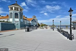 811 N Columbus St, Alexandria, VA 22314 - Photo 48