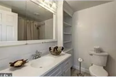 5500 Holmes Run Parkway #417, Alexandria, VA 22304 - Photo 10