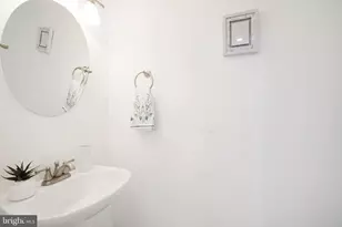 3834 Elbert, Alexandria, VA 22305 - Photo 4