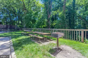 3313 Wyndham Cir, Alexandria, VA 22302 - Photo 38