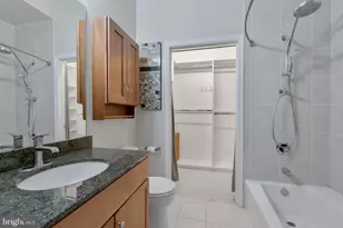 309 Holland Ln, Alexandria, VA 22314 - Photo 16