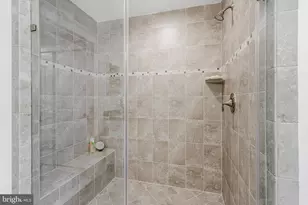 2102 Main Line Blvd, Alexandria, VA 22301 - Photo 18