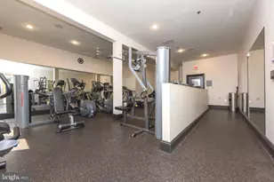 309 Holland Ln, Alexandria, VA 22314 - Photo 20