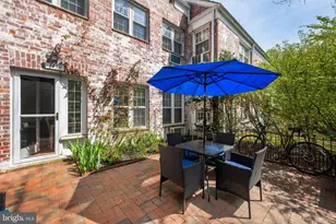 1439 Martha Custis Dr, Alexandria, VA 22302 - Photo 30