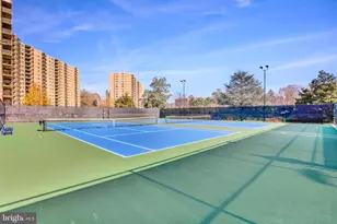 309 Yoakum Pkwy, Alexandria, VA 22304 - Photo 36