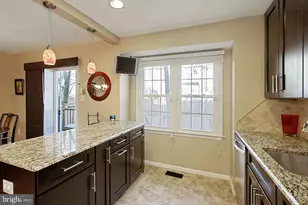 5 S Floyd Street S, Alexandria, VA 22304 - Photo 8