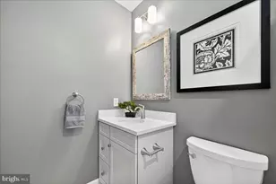 4667 Longstreet Ln, Alexandria, VA 22311 - Photo 34