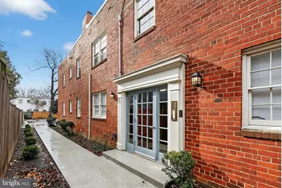 415 N West Street #6, Alexandria, VA 22314 - Photo 1