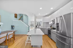 381 Livermore Ln, Alexandria, VA 22304 - Photo 18