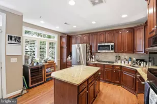 715 Hawkins Way, Alexandria, VA 22314 - Photo 12
