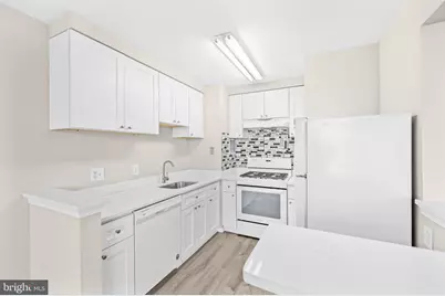 8 S Van Dorn Street #203, Alexandria, VA 22304 - Photo 4