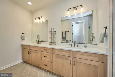 4937 Eisenhower Avenue, Alexandria, VA 22304 - Photo 36