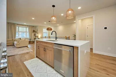 4937 Eisenhower Avenue, Alexandria, VA 22304 - Photo 18