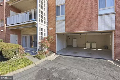 5250 Valley Forge Drive #108, Alexandria, VA 22304 - Photo 22