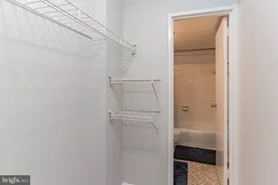 801 N Pitt St, Alexandria, VA 22314 - Photo 12