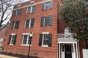 600 Bashford Ln, Alexandria, VA 22314 - Photo 2
