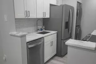 255 S Pickett Street S, Alexandria, VA 22304 - Photo 1
