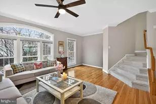 904 Harrison Cir, Alexandria, VA 22304 - Photo 14