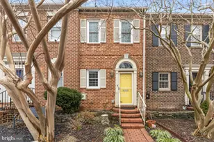 515 Tobacco Quay, Alexandria, VA 22314 - Photo 1