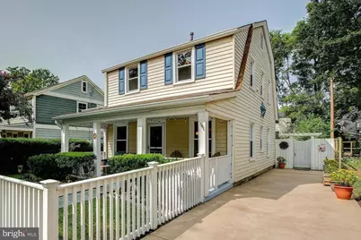 102 E Linden Street, Alexandria, VA 22301 - Photo 2