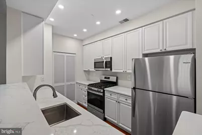 5120 Donovan Drive #308, Alexandria, VA 22304 - Photo 2