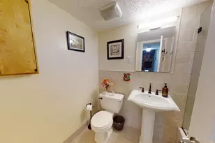 31 Canterbury Square, Alexandria, VA 22304 - Photo 16