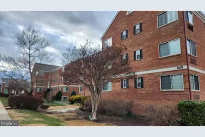 820B S Washington Street #326, Alexandria, VA 22314 - Photo 1