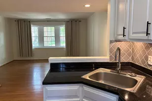 1405 E Abingdon Dr, Alexandria, VA 22314 - Photo 6