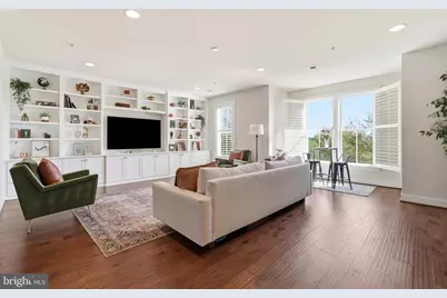 2206 Potomac Avenue #102, Alexandria, VA 22301 - Photo 2