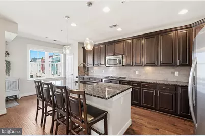 2206 Potomac Avenue #102, Alexandria, VA 22301 - Photo 10