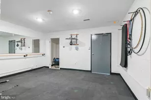 301 N Beauregard St, Alexandria, VA 22312 - Photo 36