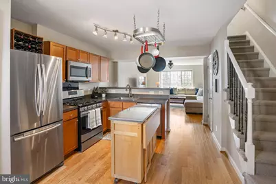 1279 N Van Dorn Street N #1279, Alexandria, VA 22304 - Photo 2