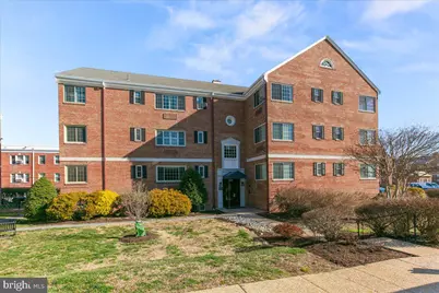 820 Washington Street S #327, Alexandria, VA 22314 - Photo 1