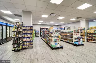 307 Yoakum Pkwy, Alexandria, VA 22304 - Photo 34