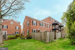 4910 29th Rd S, Alexandria, VA 22206 - Photo 4