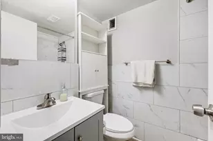 5340 Holmes Run Pkwy, Alexandria, VA 22304 - Photo 30
