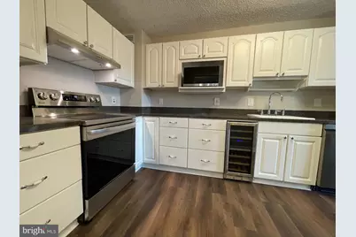200 N Pickett Street #512, Alexandria, VA 22304 - Photo 6