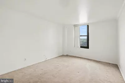 4600 Duke Street #1423, Alexandria, VA 22304 - Photo 18