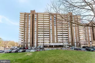 250 S Reynolds St, Alexandria, VA 22304 - Photo 2