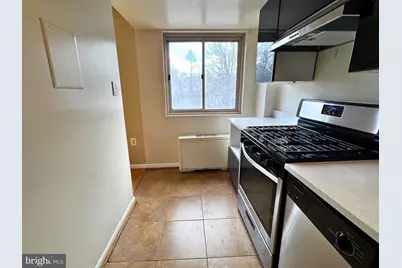 2500 N Van Dorn Street #316, Alexandria, VA 22302 - Photo 10